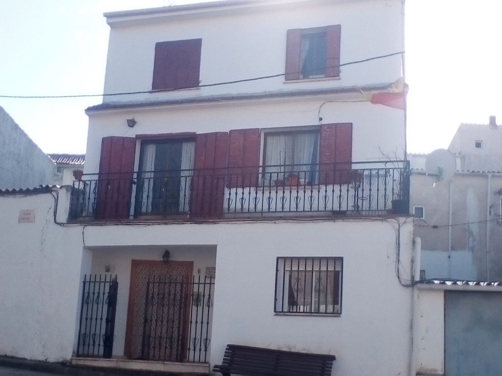 Exterior view of House or chalet for sale in Driebes  with Air Conditioner, Heating and Oven