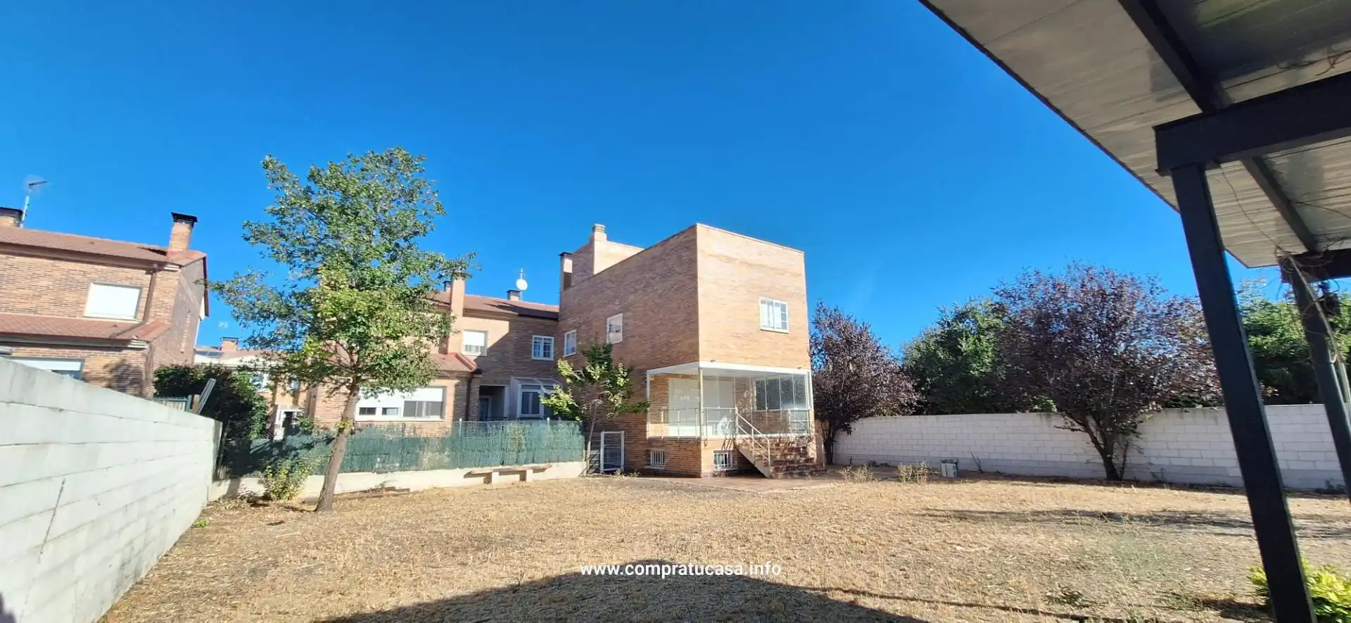 Casa adosada en venta en Calle MISTRAL, Encinillas