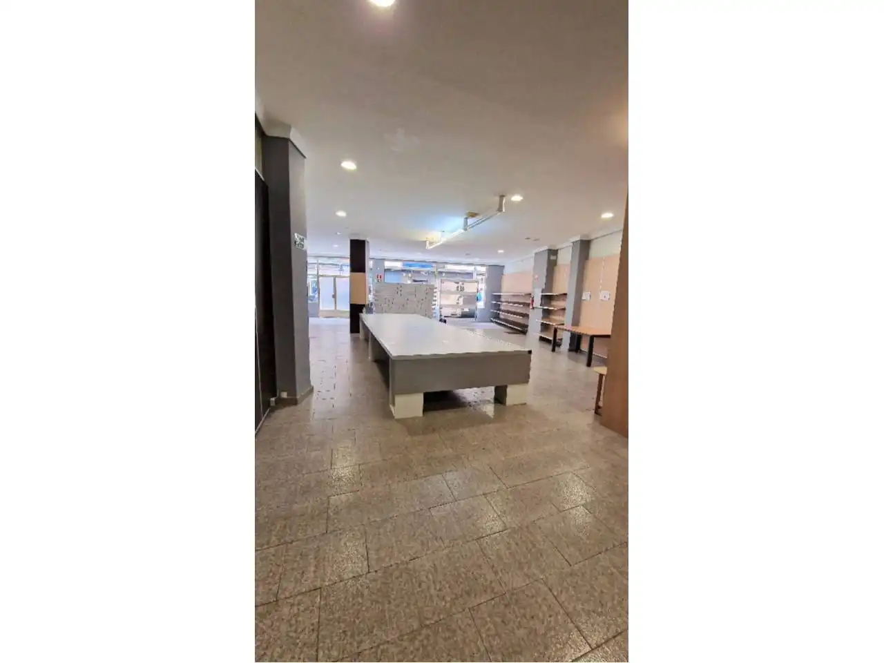 Commercial properties for sale in  Logroño