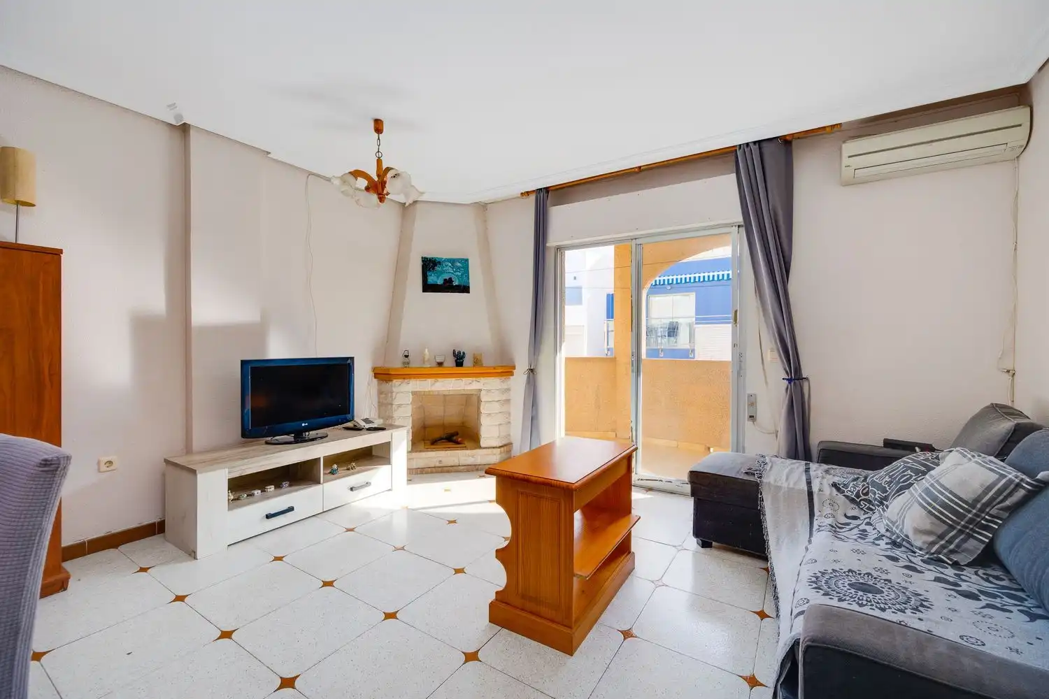 Flat with lift for sale in Calle Mar Baltico 25, imagen 4