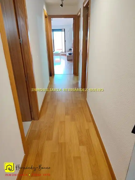 Piso en venta en Moriscos con Calefacción y Terraza