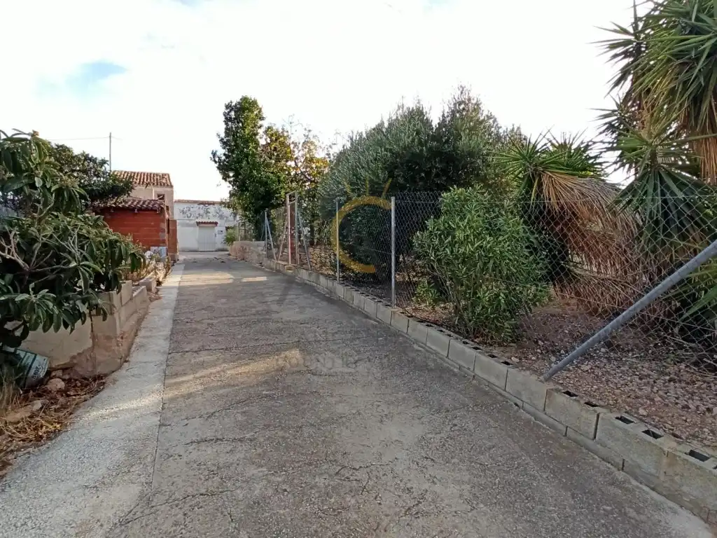 Haus oder Chalet zum Verkauf in La Romana mit Privatgarten und Terrasse