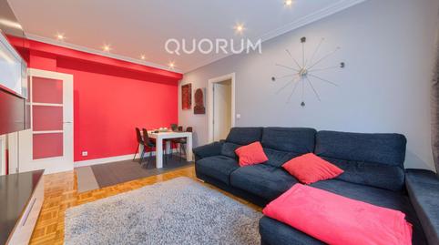 Foto 3 de Piso en venta en Etxebarri, Bizkaia