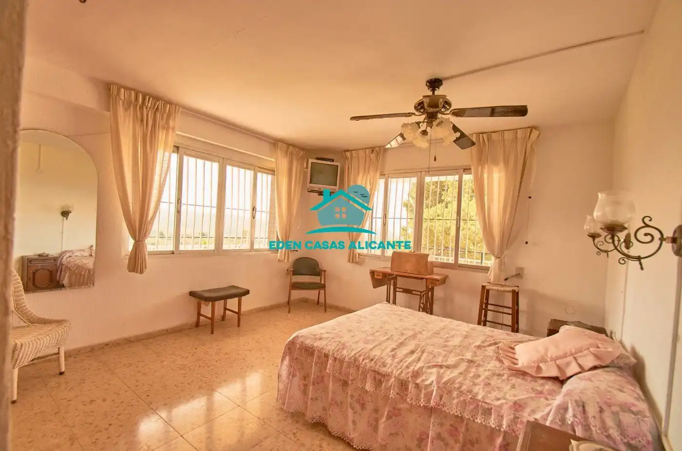Bedroom of Country homes for sale in Busot  with Private garden, Terrace and Swimming Pool