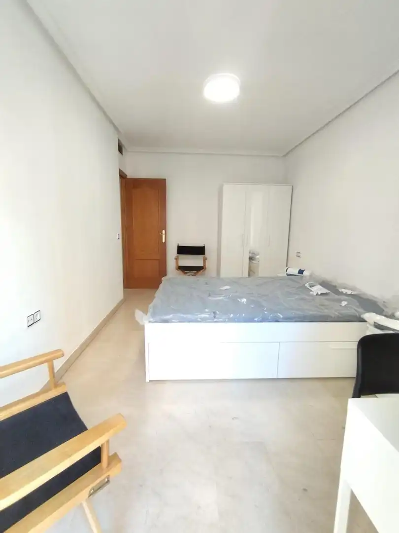 Habitación de Piso de alquiler en Murcia con Aire acondicionado, Amueblado y Balcón