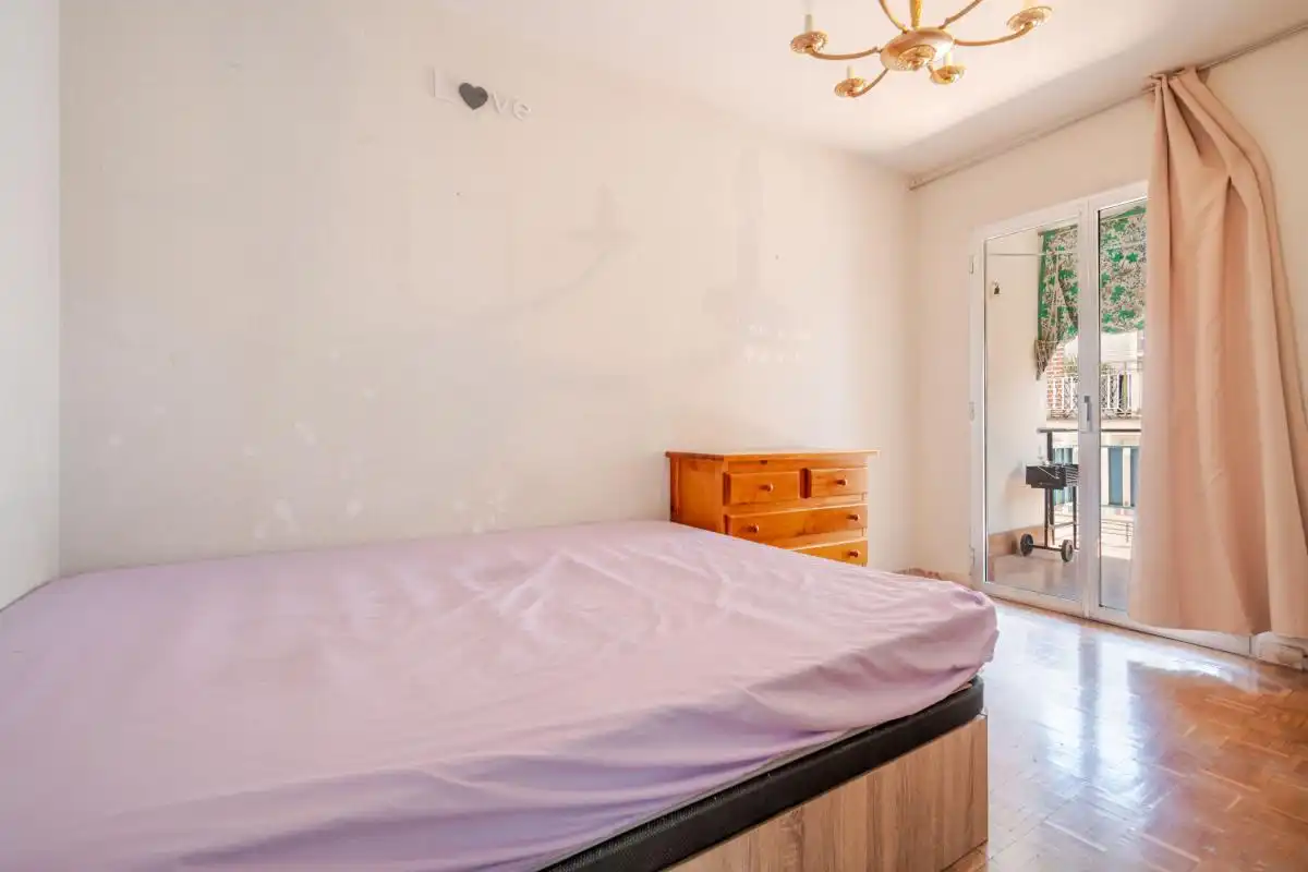 Bedroom of Flat for sale in Madrid  with Heating and Storage room