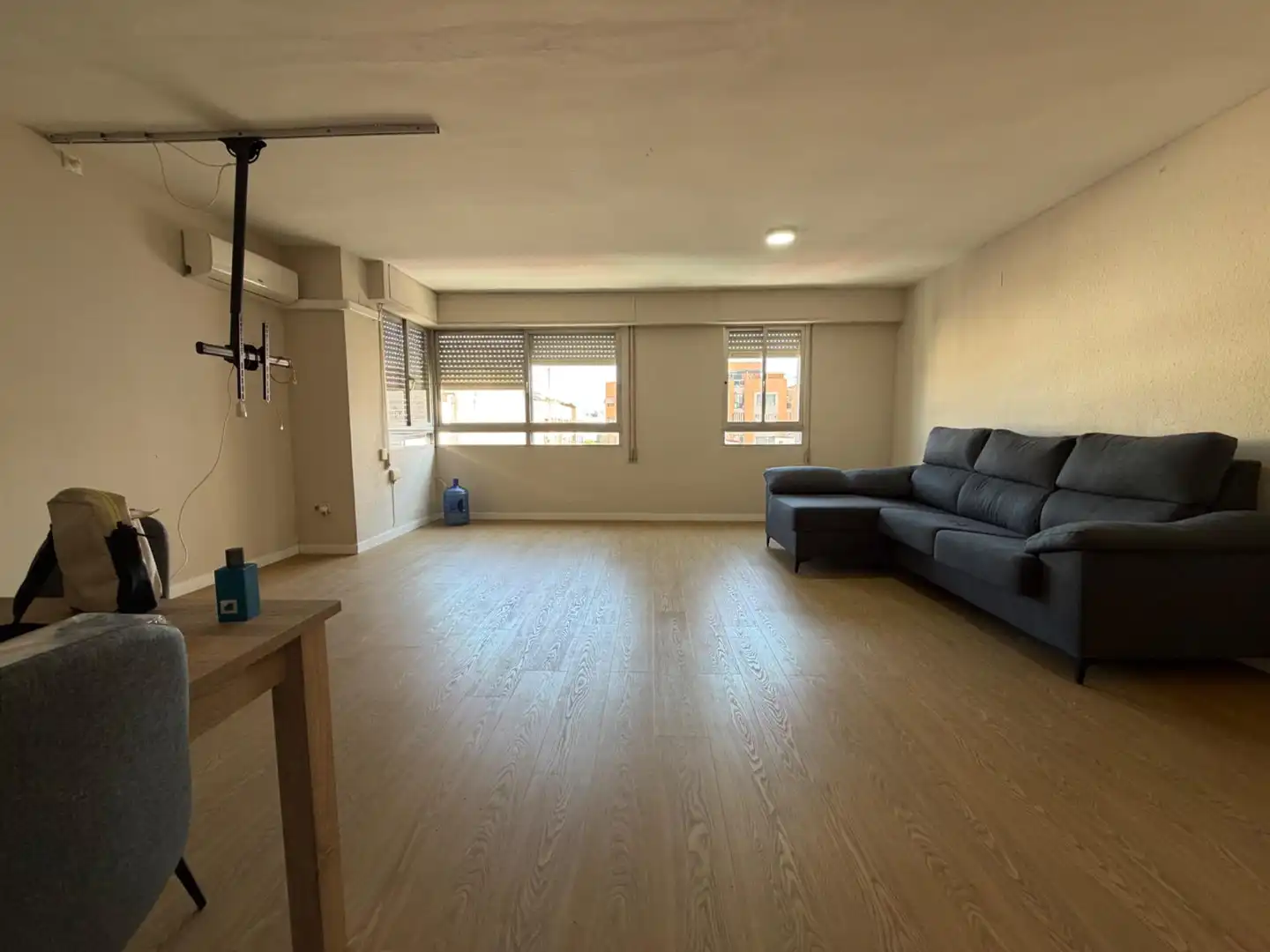 Living room of Flat for sale in Llíria  with Air Conditioner and Balcony