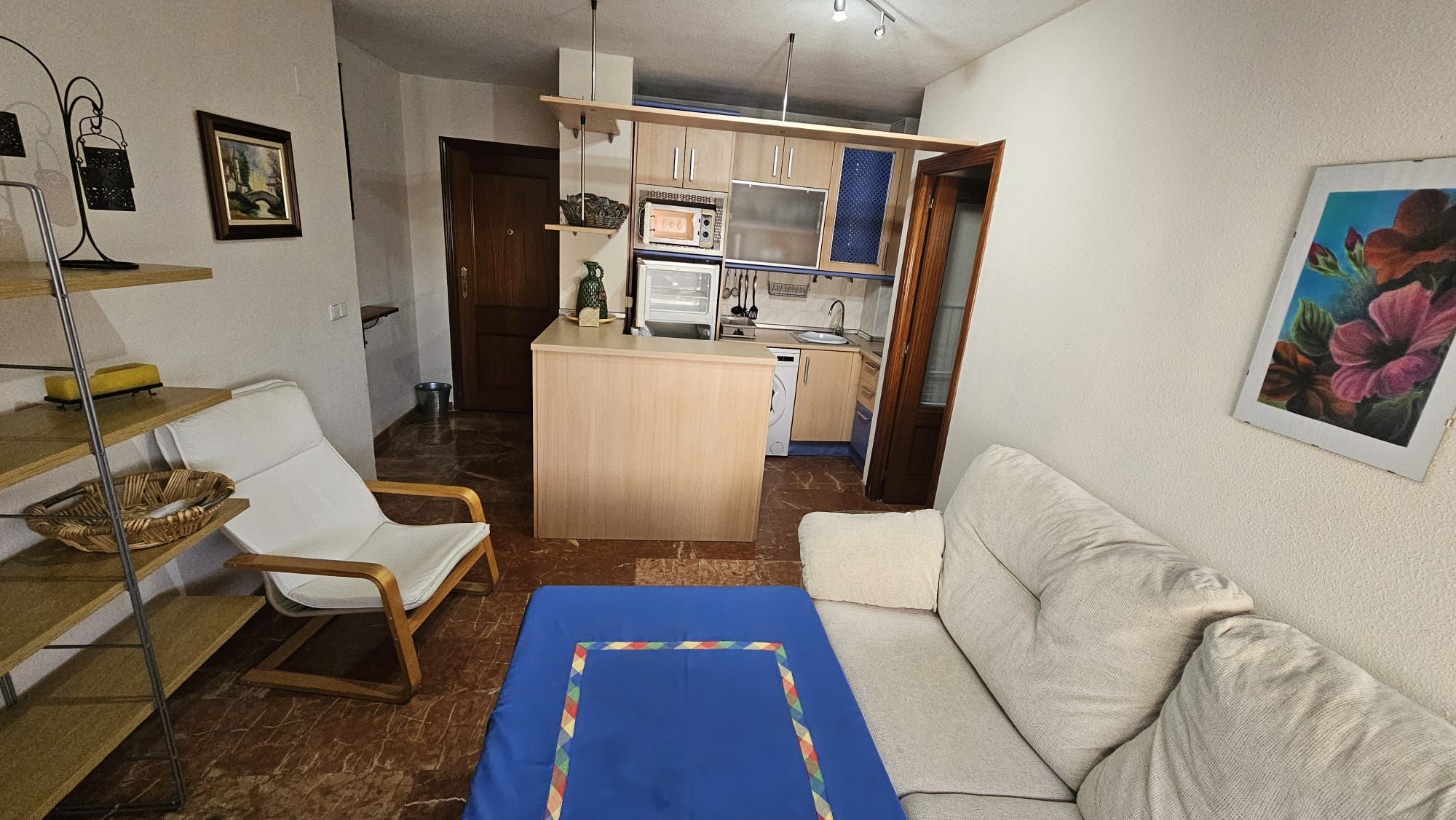 Apartament de lloguer a Calle del Cardenal Marcelo Spínola, El Valle - Universidad