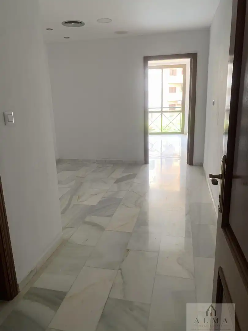Gewerbefläche zur Miete in Almendralejo