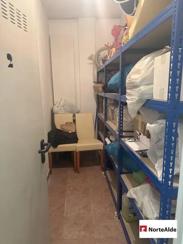 Wohnung zum Verkauf in Barakaldo  mit Heizung, Privatgarten und Abstellraum