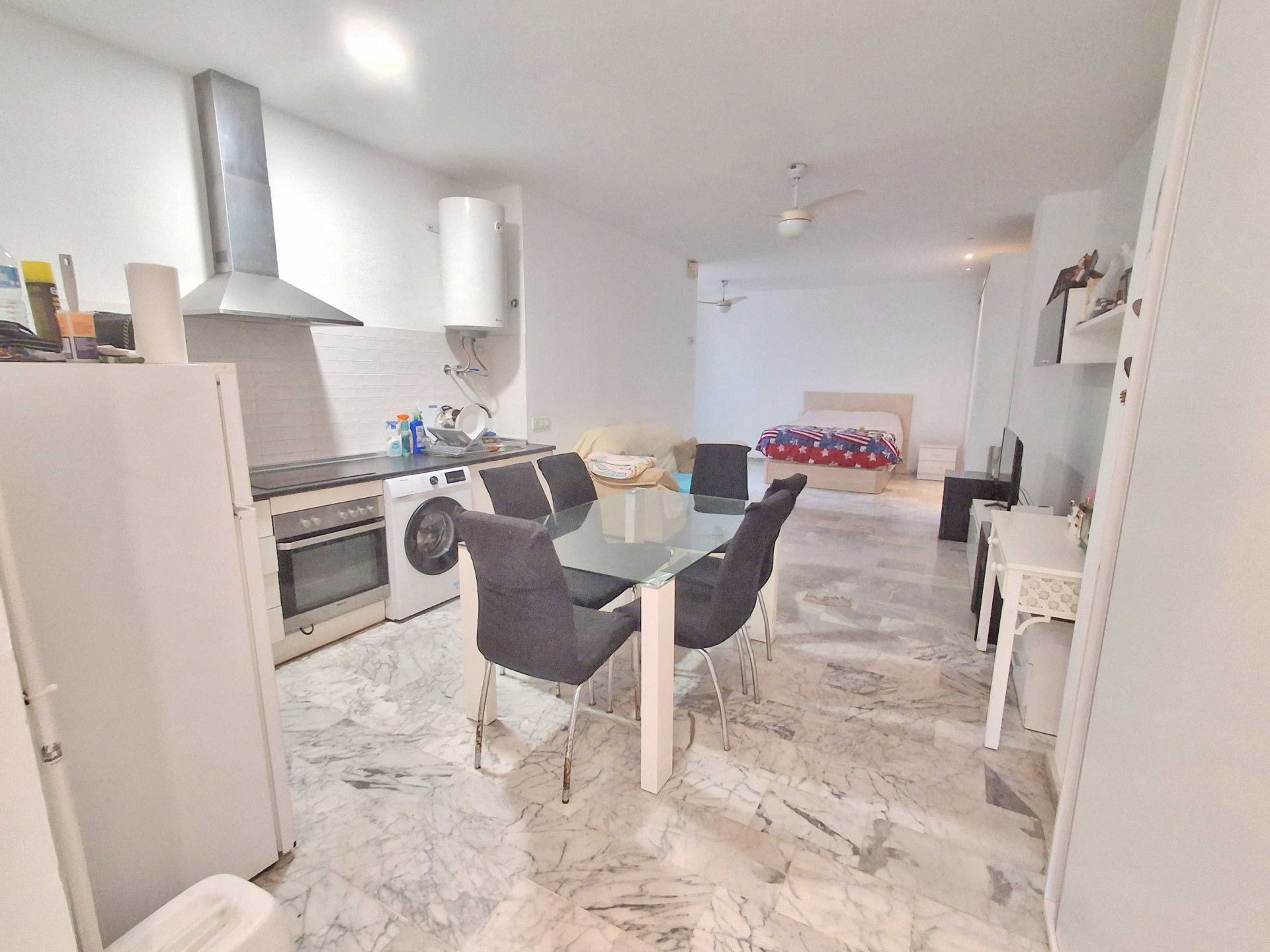 Kitchen of Study for sale in Estepona  with Air Conditioner, Terrace and Swimming Pool