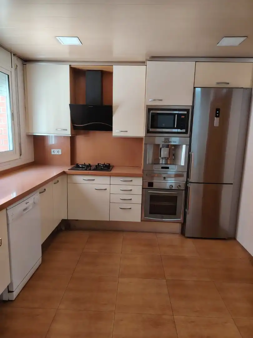 Kitchen of Houses for sale in Badalona  with Air Conditioner, Heating and Private garden