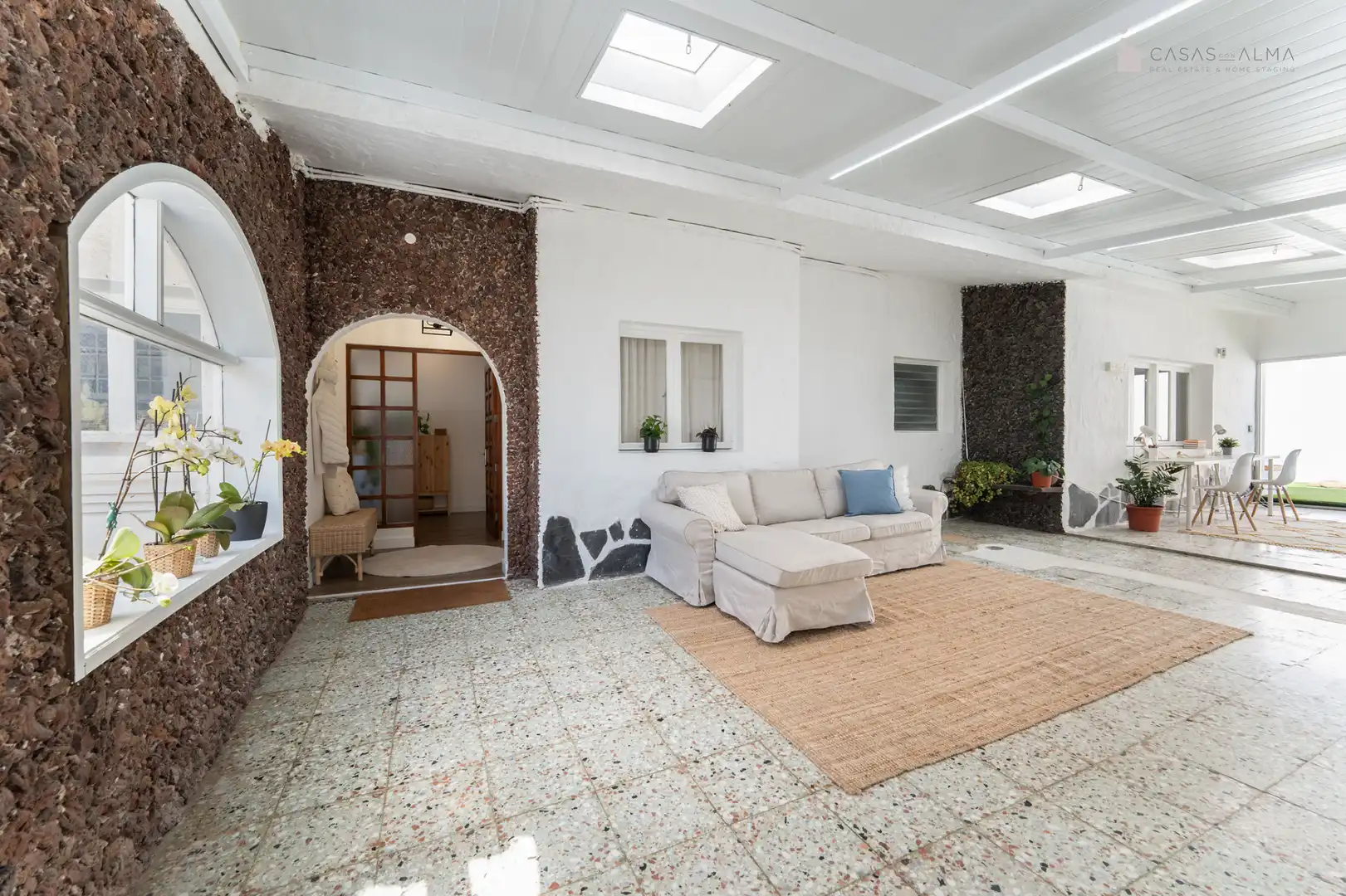 Sala d'estar de Casa adosada en venda en Santa Brígida amb Jardí privat