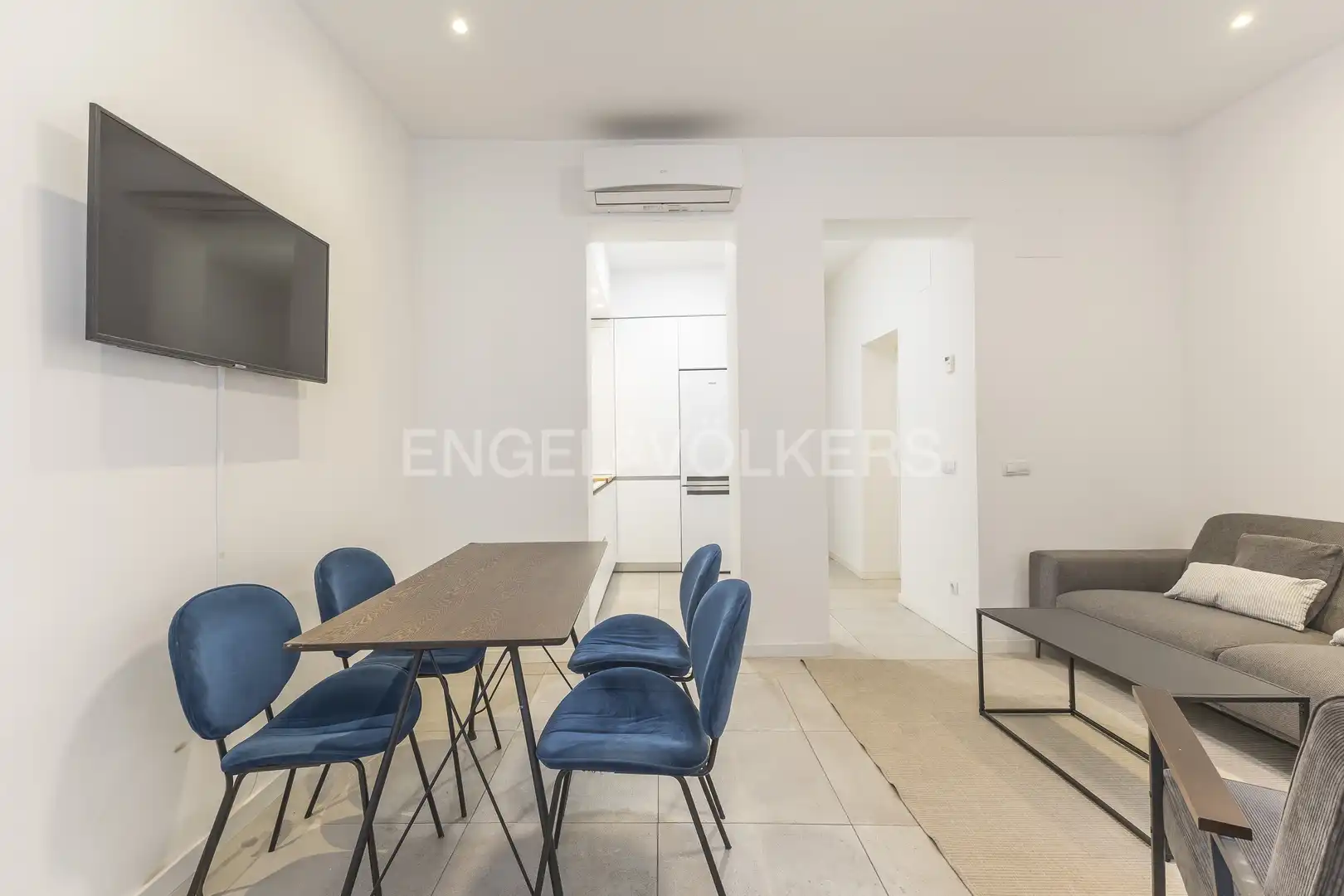 Exterior view of Flat for rent in Madrid  with Air Conditioner, Heating and Furnished