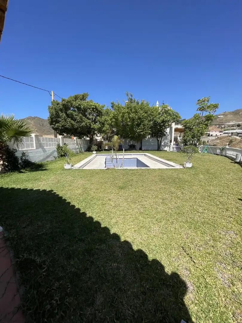 Casa amb piscina en venda a Molvízar, imagen 3