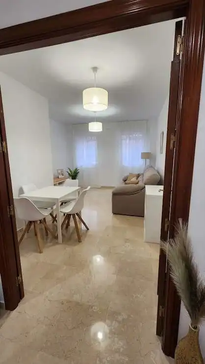 Wohnzimmer von Wohnung zur Miete in Córdoba