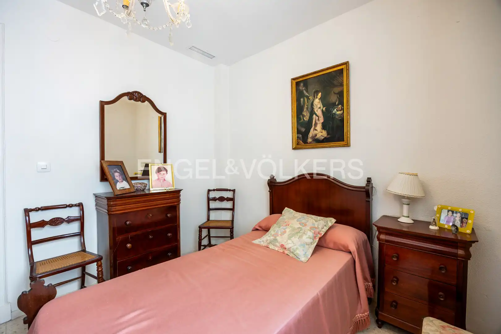 Habitación de Apartamento en venta en Sanlúcar de Barrameda con Calefacción, Terraza y Balcón