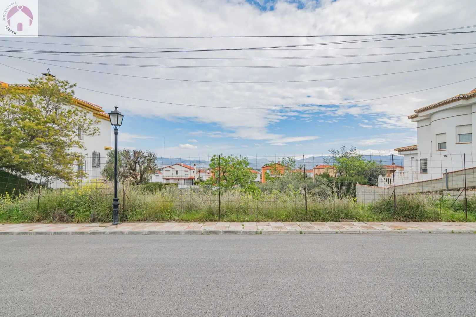Terrenys i solars en venda a Calle Calle de los Almendros