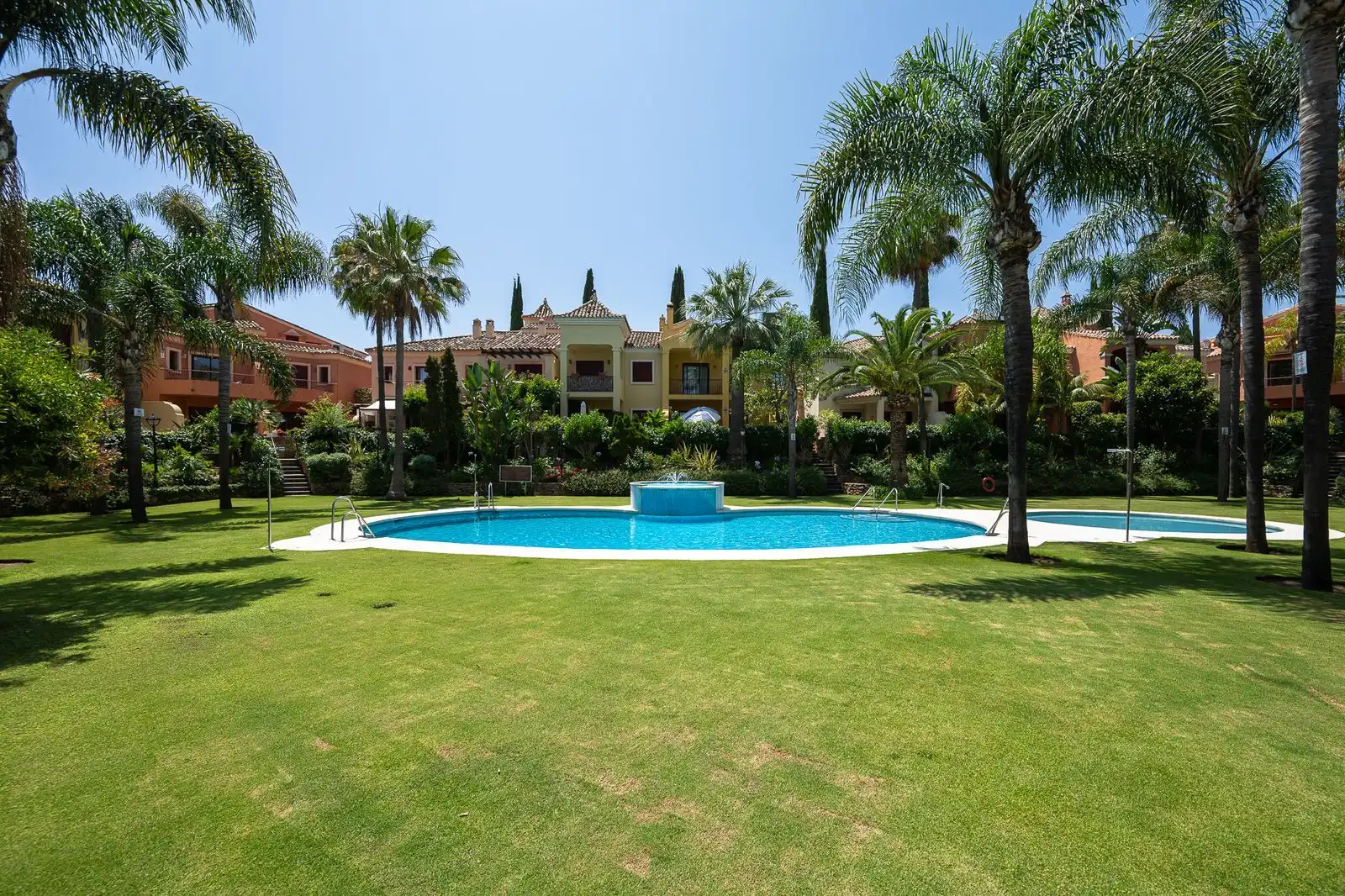 Adossat amb piscina en venda a Lugar Urbanizacion Lomas de Rio Verde 81B, imagen 33