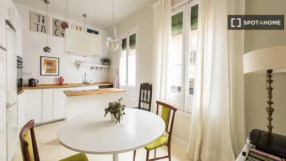 Flat with terrace to rent in Centro, imagen 2