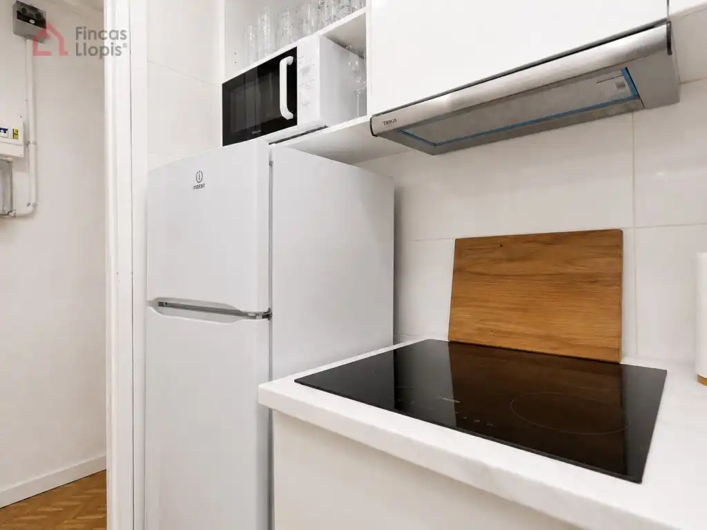 Cocina de Piso en venta en Barcelona con Balcón y Internet