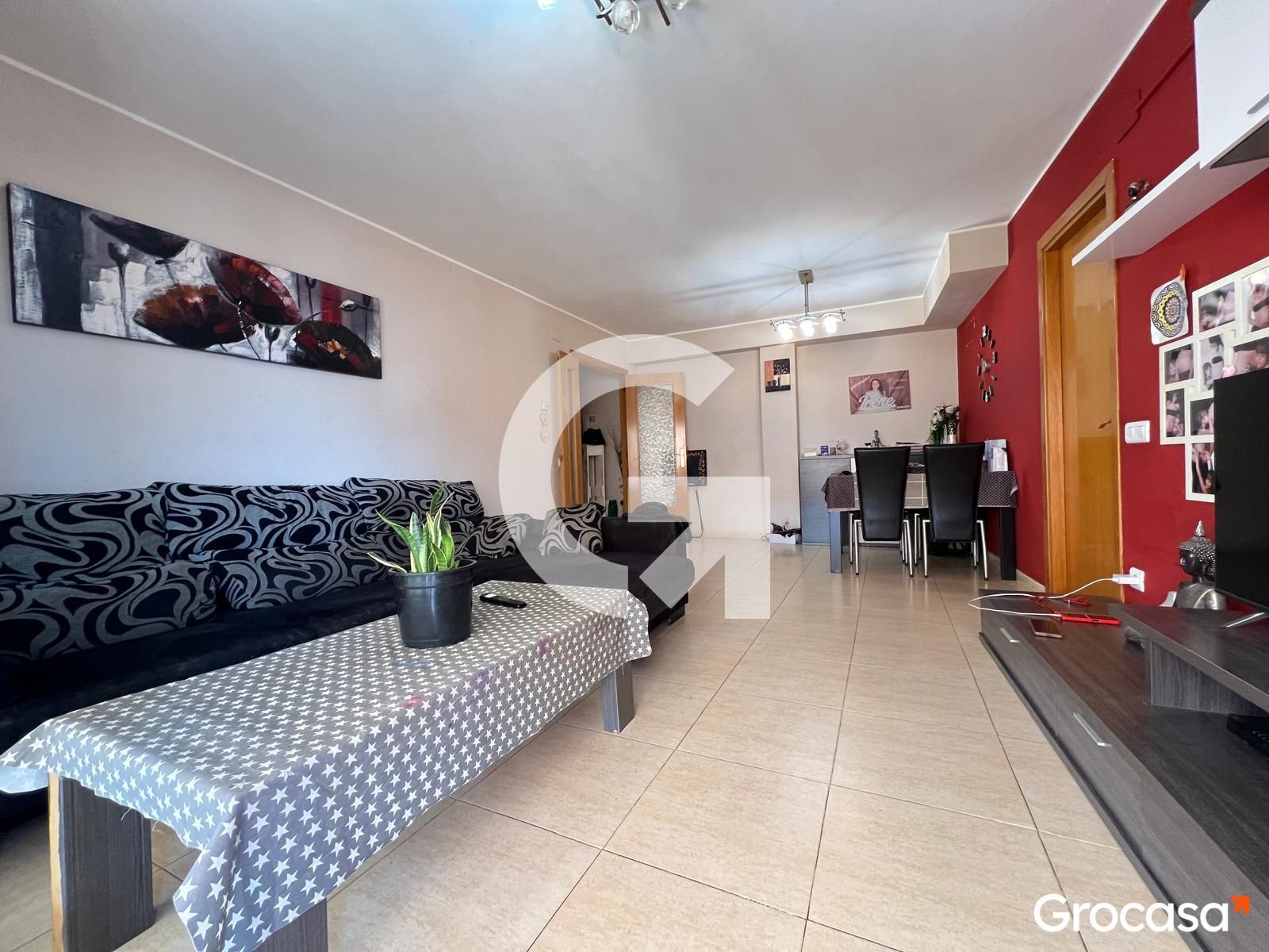 Living room of Flat for sale in Rubí  with Air Conditioner, Heating and Oven