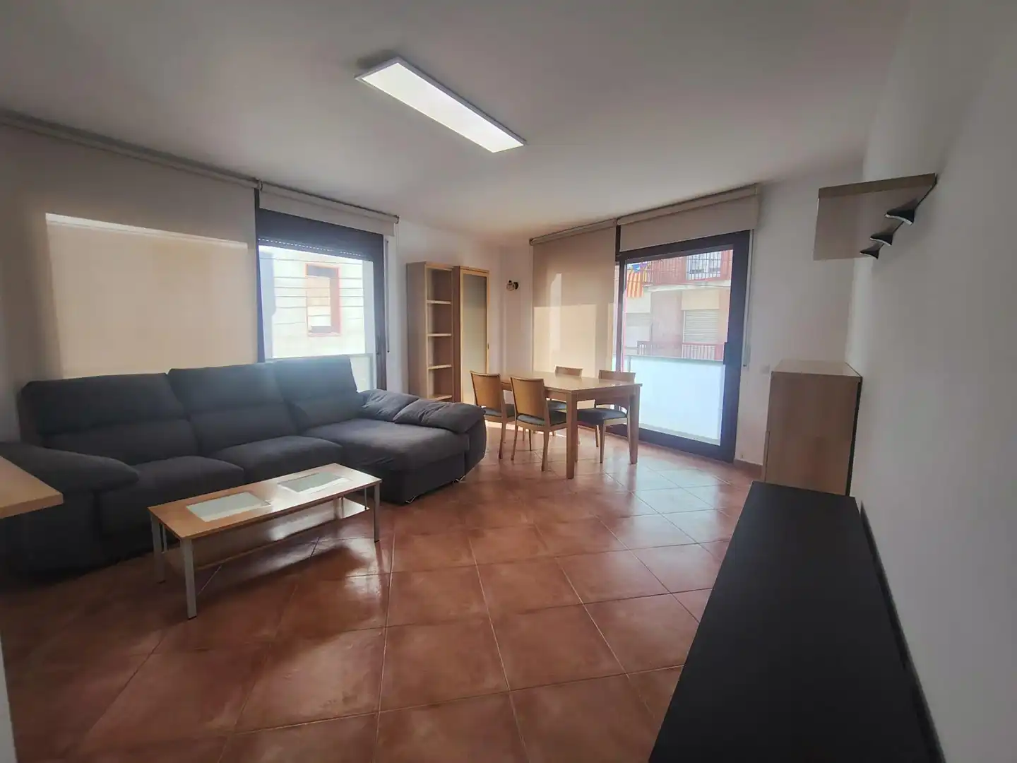 Sala de estar de Piso en venta en Sant Llorenç Savall, Barcelona