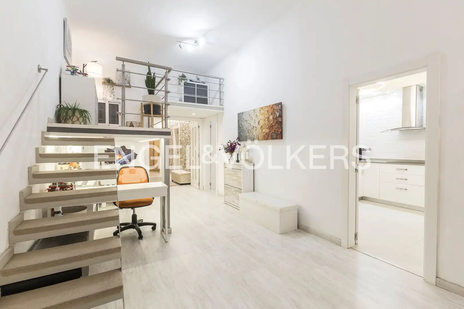 Vista exterior de Apartamento en venta en Barcelona con Calefacción
