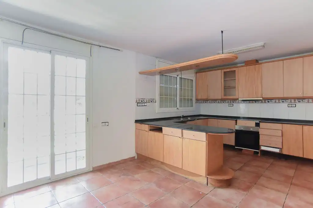 Cocina de Casa o chalet en venta en Castellar del Vallès con Calefacción