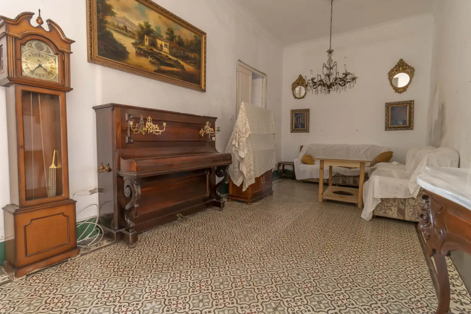 Sala d'estar de Casa adosada en venda en El Viso del Alcor