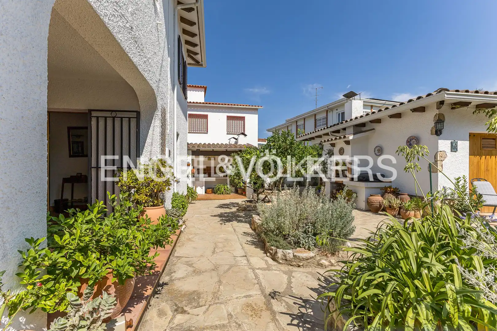 Vista exterior de Casa o chalet en venta en Torredembarra con Aire acondicionado, Calefacción y Jardín privado