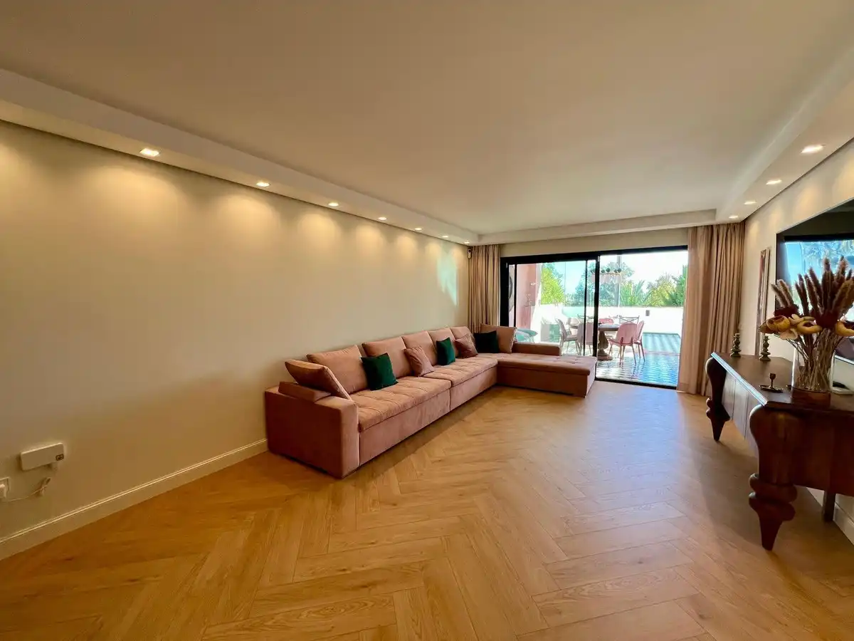 Sala d'estar de Apartament de lloguer en Marbella amb Aire condicionat, Calefacció i Moblat