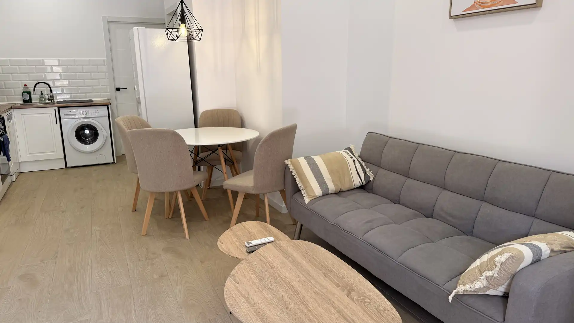 Sala d'estar de Apartament en venda en Benidorm amb Aire condicionat, Calefacció i Jardí privat