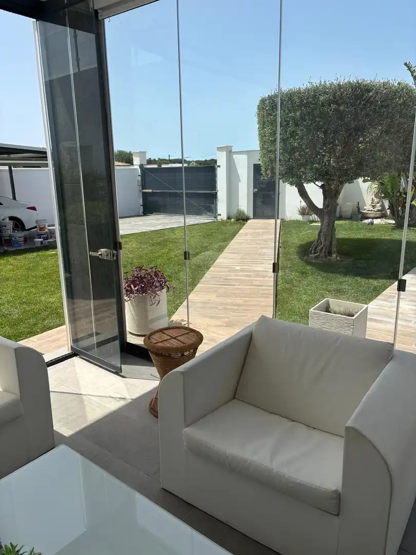 Terraza de Casa o chalet en venta en Chiclana de la Frontera con Aire acondicionado, Calefacción y Jardín privado