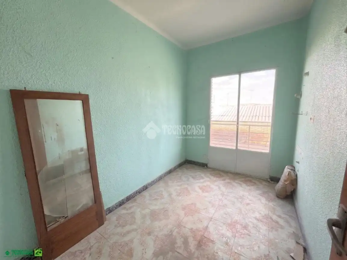 Habitación de Piso en venta en Manzanares con Terraza y Balcón