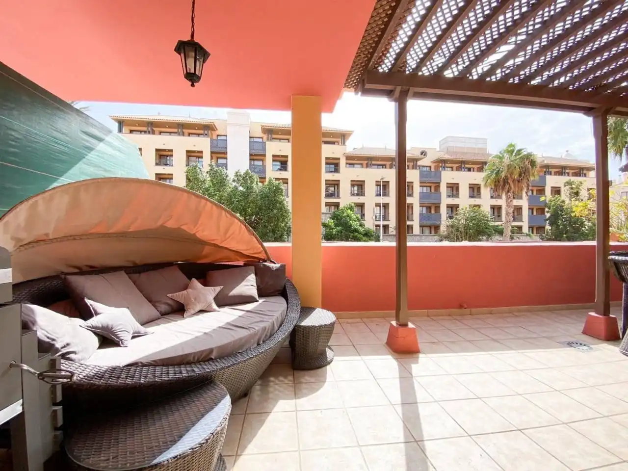 Terraza de Apartamento en venta en Adeje con Amueblado y Piscina comunitaria