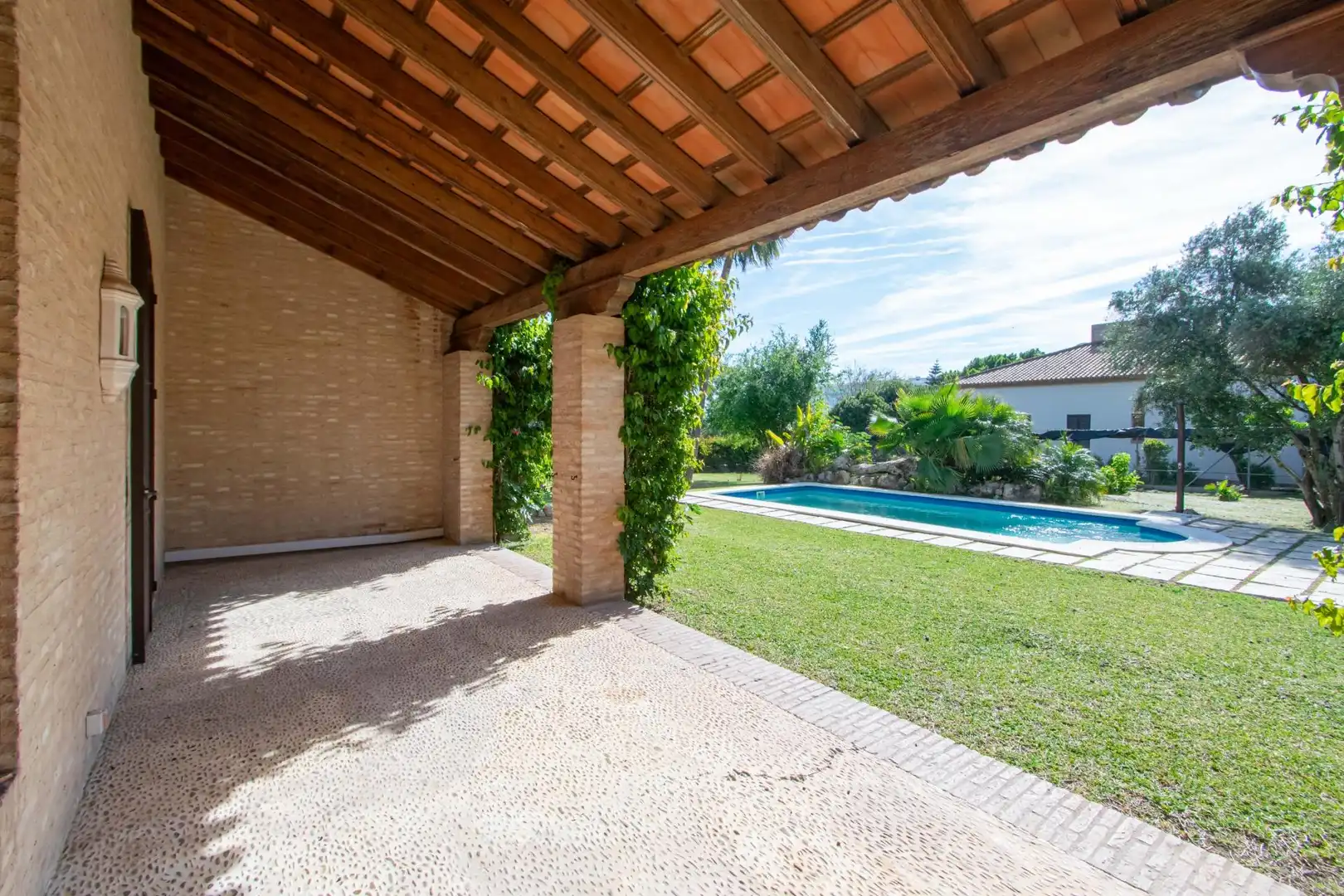 Jardín de Casa o chalet en venta en Valencina de la Concepción con Aire acondicionado, Jardín privado y Terraza