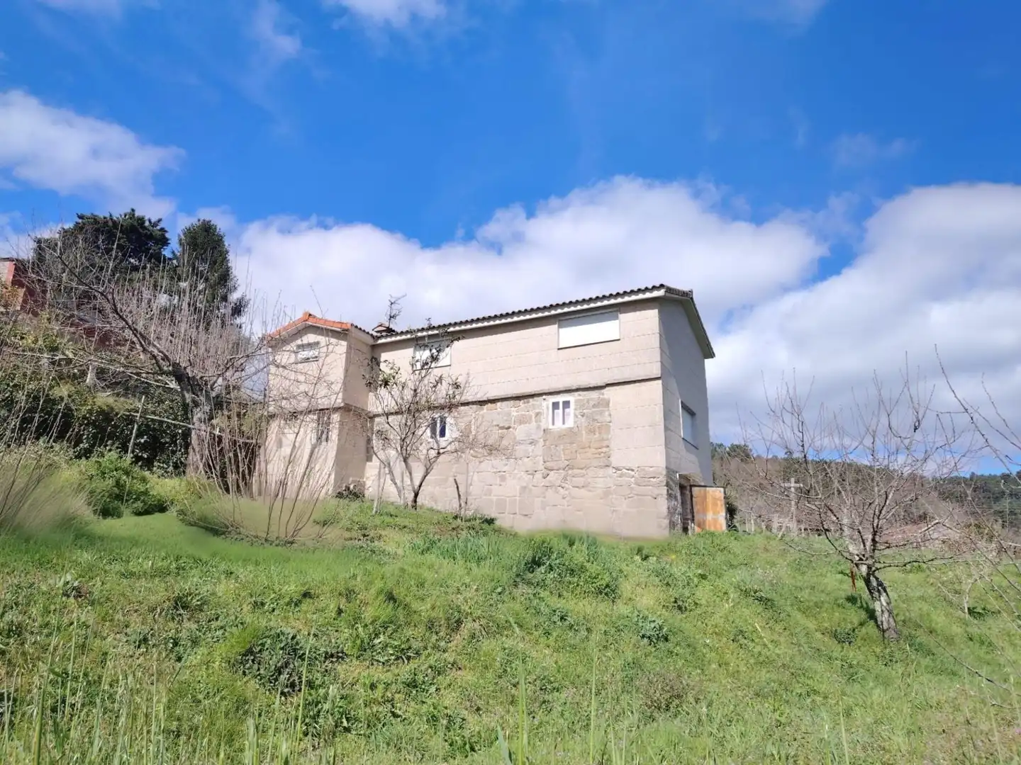 Vista exterior de Casa o chalet en venta en Crecente con Calefacción