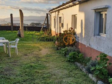 House with garden for sale in Sobrán
