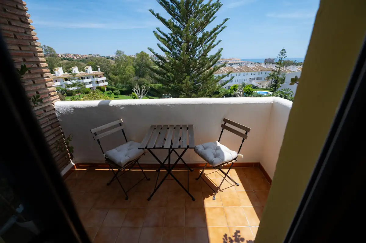 Apartamento con piscina en venta en Calahonda, imagen 20