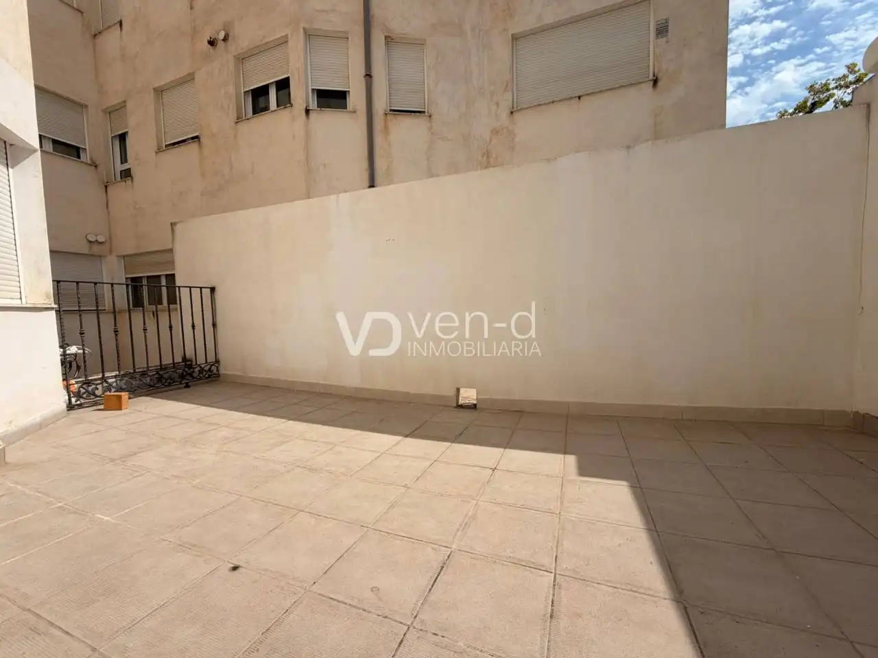 Vista exterior de Piso en venta en Enguera con Terraza y Balcón