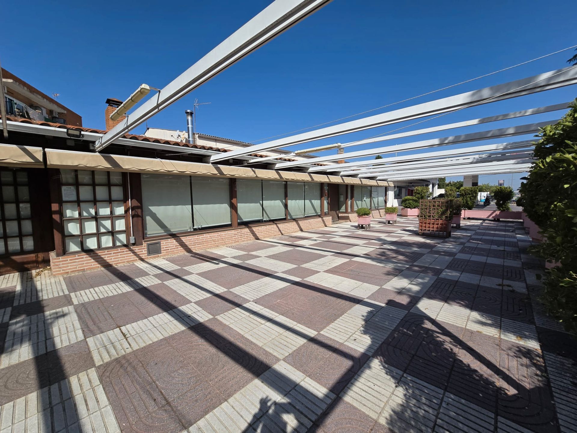 Exterior view of Building for sale in Esquivias  with Alarm