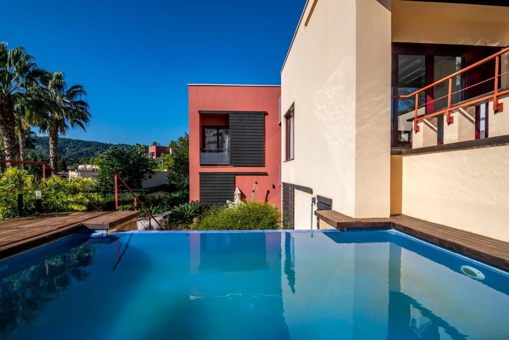 Swimming pool of Single-family semi-detached to rent in Estepona  with Air Conditioner, Heating and Private garden