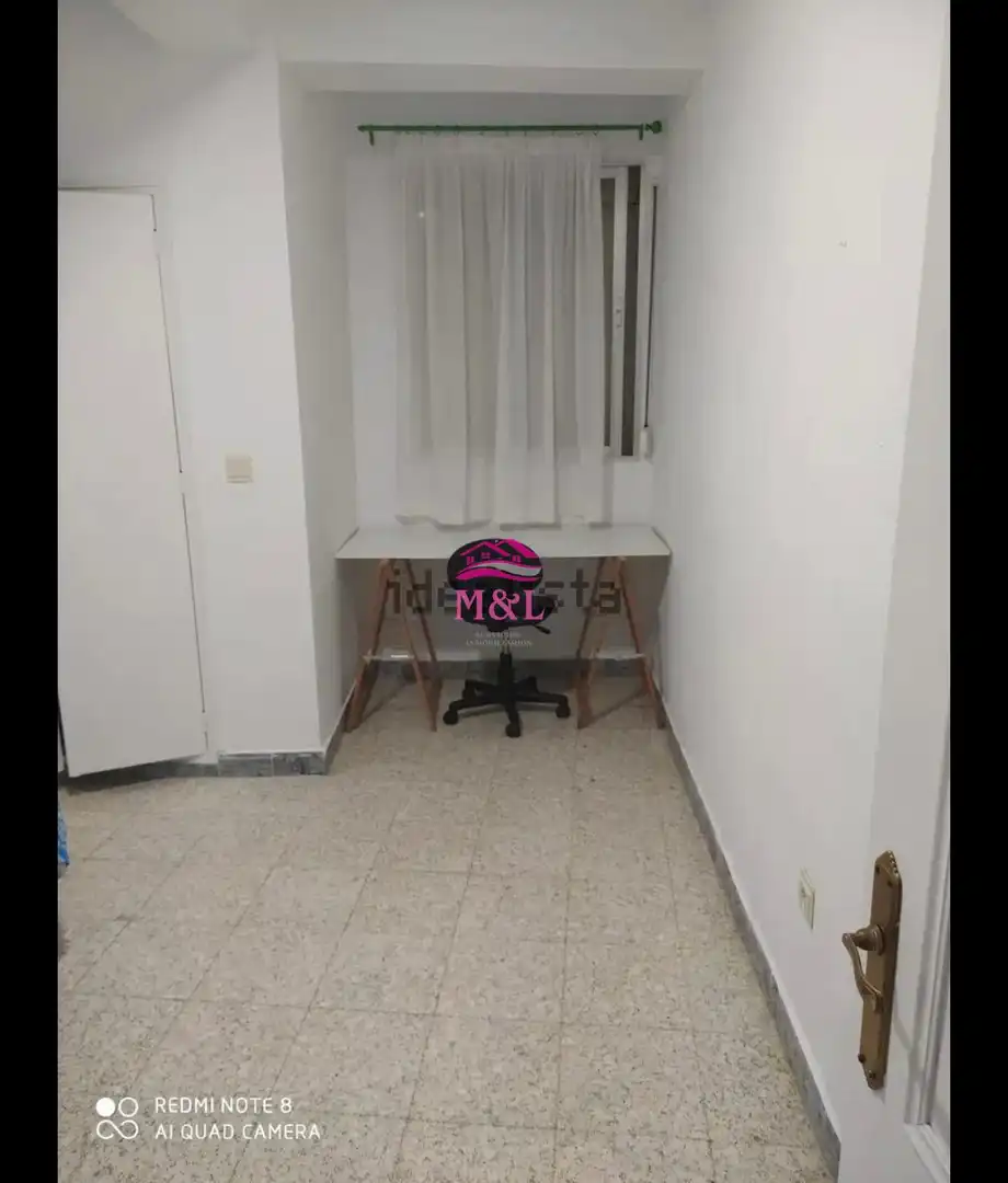 Schlafzimmer von Wohnung zur Miete in Mérida mit Terrasse und Möbliert