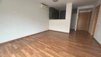 Living room of Flat for sale in Manresa  with Air Conditioner, Heating and Parquet flooring