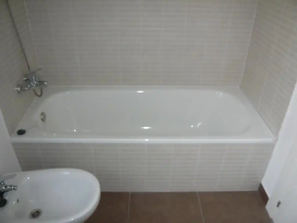 Bany de Oficina en venda en La Llagosta amb Aire condicionat