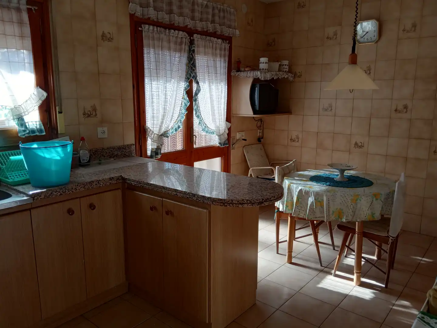 Cuina de Casa adosada en venda en Sant Llorenç de Morunys amb Calefacció, Terrassa i Moblat