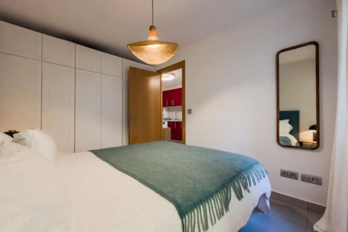 Habitación de Apartamento de alquiler en Barcelona con Aire acondicionado, Calefacción y Amueblado
