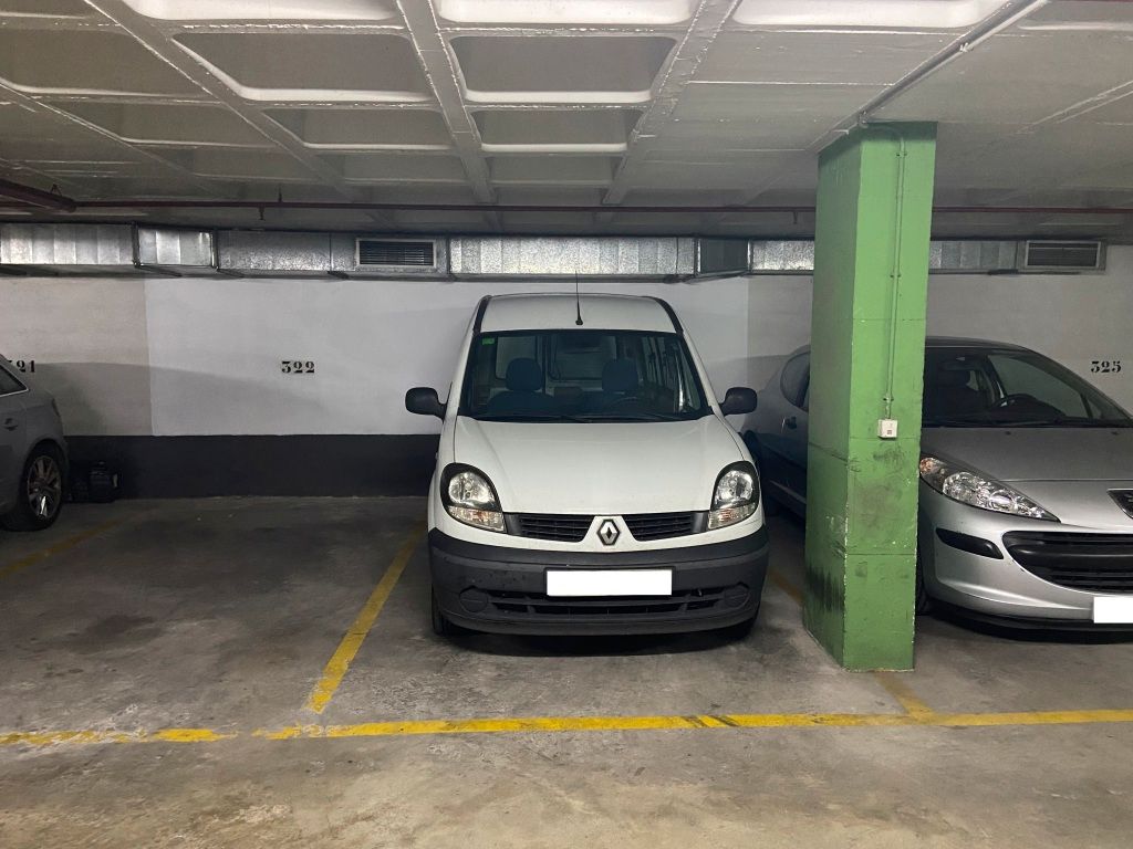 Aparcament de Garatge en venda en  Barcelona Capital