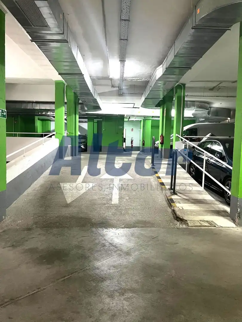 Garaje en venta en DE PIQUER, Atalaya